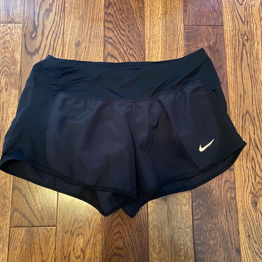 Black nike shorts size small